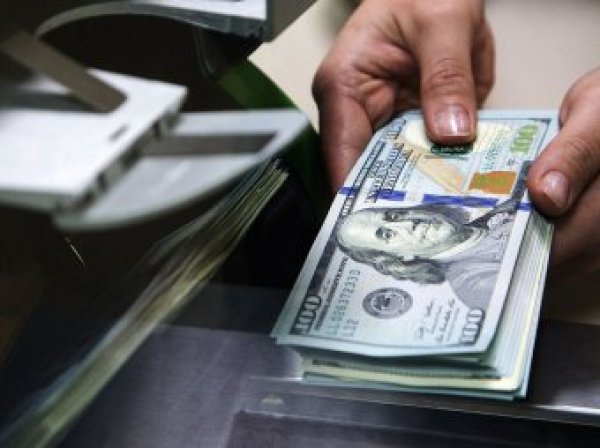 Курс доллара на сегодня, 3 ноября 2018: вкладчики массово выводят деньги из банков - эксперты