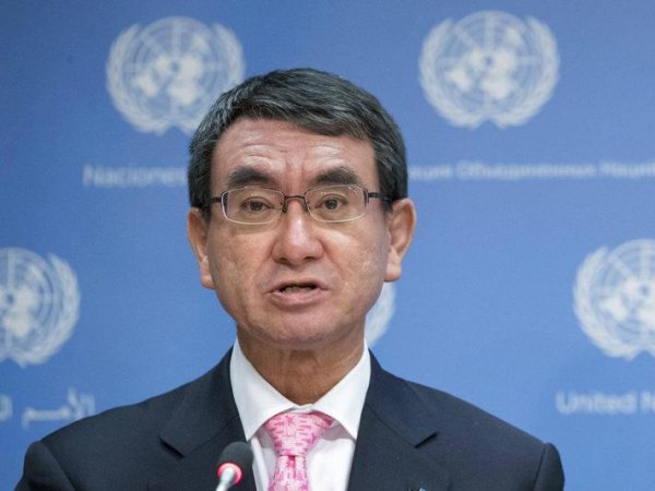 Глава МИД Японии четыре раза проигнорировал вопрос о мире с РФ