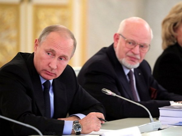 «Мы же не хотим событий, как в Париже»: Путин об аресте Пономарева и провокаторах из спецслужб