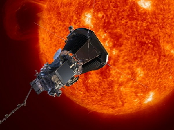 NASA показало уникальный снимок атмосферы Солнца