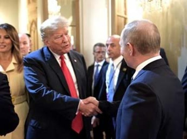 Трамп сам подошел к Путину: Ушаков рассказал о внезапной встрече президентов на саммите G20