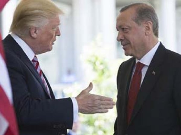 ИноСМИ: беседа Трампа и Эрдогана по Сирии привела к "катастрофе"