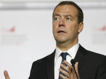 В раю побывал?: анекдот про Медведева после его интервью федеральным СМИ стал вирусным в Сети