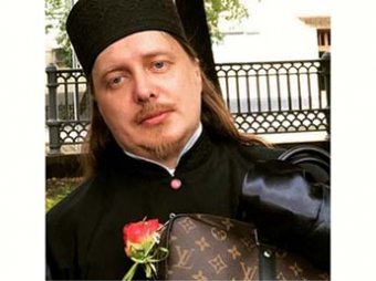 В РПЦ рассказали о доходах модного священника в Gucci