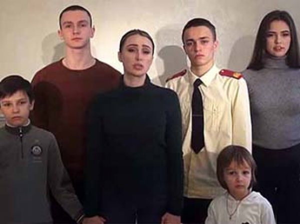 Пятеро детей экс-главы Серпуховского района  Шестуна просят Путина на видео вернуть им отца