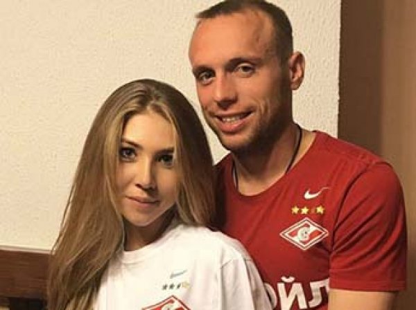 В Сети появилась запись угроз футболиста Глушакова в адрес жены