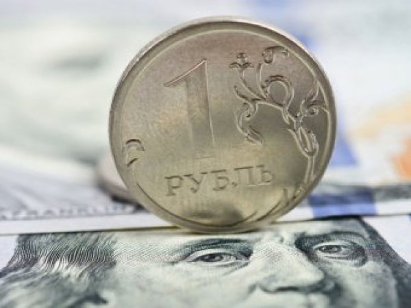 Курс доллара на сегодня, 13 декабря 2018 года: эксперты ухудшили прогноз по курсу рубля