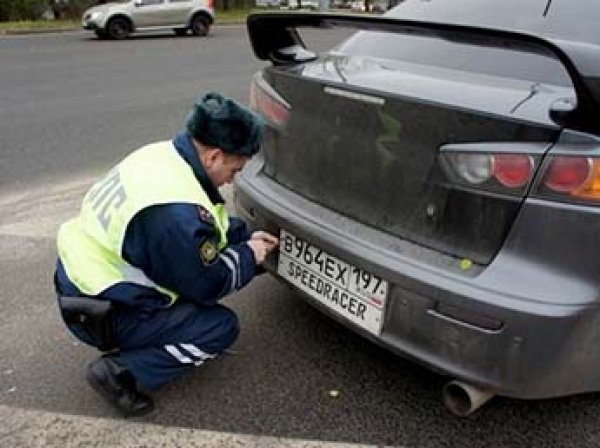 СМИ узнали о планах ГИБДД привязать автомобильные госномера к прописке владельца