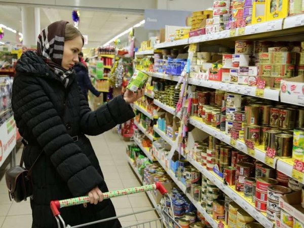 Девяток яиц: СМИ рассказали, как от россиян скрывают рост цен на продукты