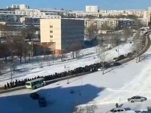 Видео с пышных похорон вора в законе Зарубы в Амурске вызвало скандал