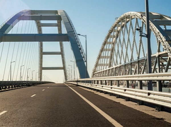 "Сваяли в самом неудачном месте": Крымский мост ждут инженерные и финансовые проблемы