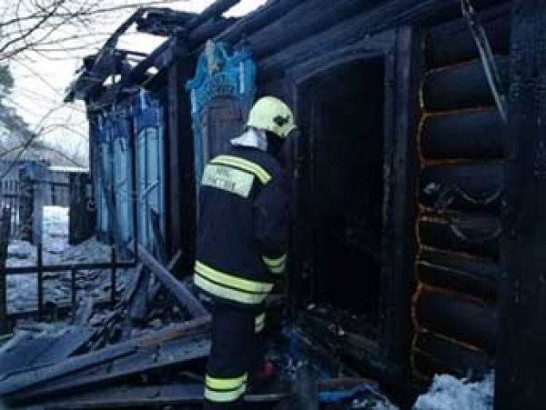Пятеро взрослых и трое детей погибли в страшном пожаре на Кузбассе