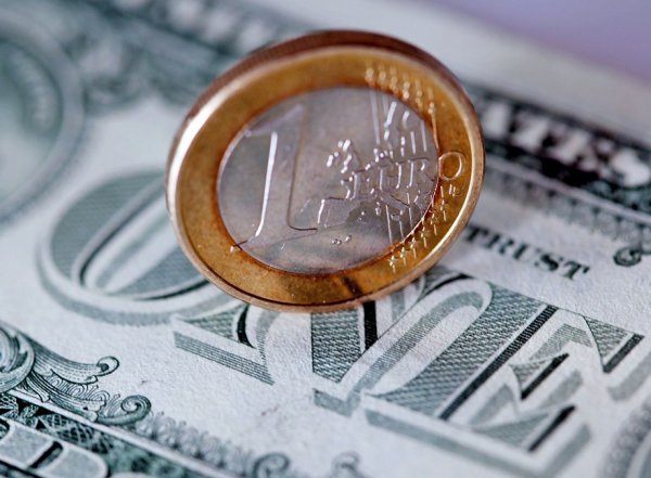 Курс доллара на сегодня, 25 февраля 2019: озвучен прогноз курса доллара и евро на весну