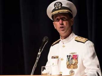 «Пришло время нанести удар первым»: адмирал ВМС США призвал перейти к «наступлению» на Россию