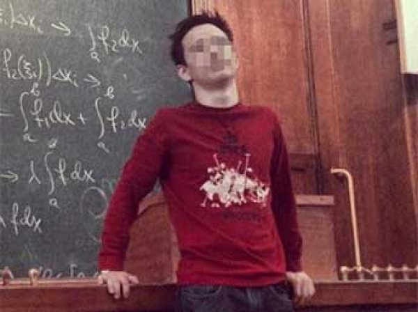 Юный химик-гений покончил с собой в общежитии МГУ в Москве