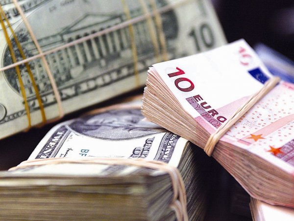 Курс доллара на сегодня, 7 февраля 2019: эксперты порекомендовали запасаться долларами и евро
