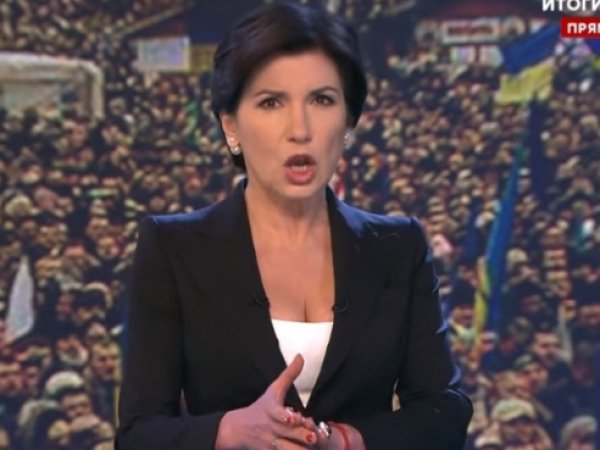 "С какой целью?": казахстанских журналистов возмутили "молочные железы" ведущих НТВ (ФОТО)