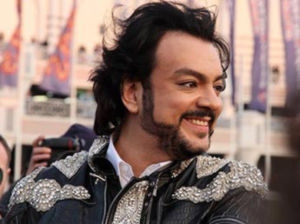 Маруани требует с Киркорова 272 млн рублей за плагиат в песне "Цвет настроения синий"