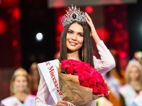 "Девочка-то красивая": стало известно, за что "Мисс Москва" Алесю Семеренко лишили титула