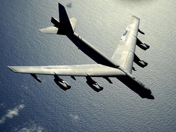 Ядерный бомбардировщик США сымитировал удар по РФ, пролетев над Балтикой