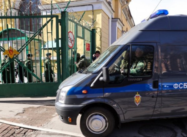 В Сети появились фото и видео с места взрыва в военной академии в Петербурге: есть раненые