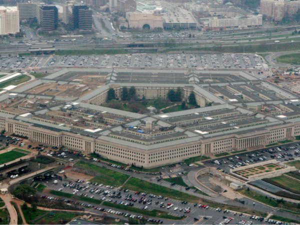 США заподозрили к подготовке к Третьей мировой войне: Пентагон закупает 5 млн противогазов