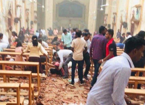 Взрывы на Шри-Ланке 21 апреля: около 160 погибших (ФОТО, ВИДЕО)