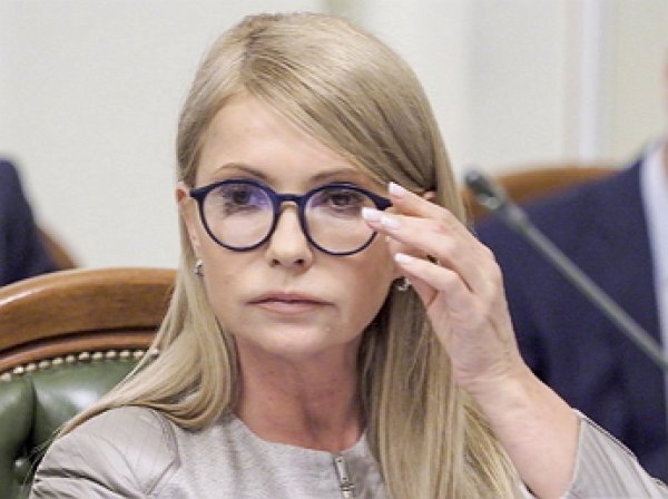 «Получила моральную травму»: Тимошенко высмеяла просьбу Порошенко проголосовать за него