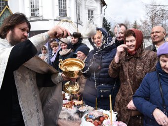 Какой сегодня праздник 28 апреля 2019: церковный праздник Пасха отмечают в России 