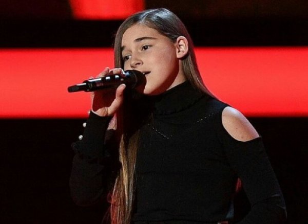 Представитель Алсу прокомментировала скандал с победой дочери певицы в шоу "Голос.Дети"