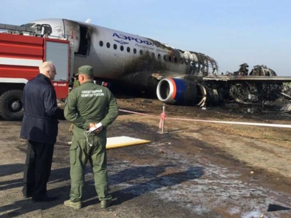 Петицию за прекращение полетов SSJ-100 в РФ  подписали более 130 тысяч человек