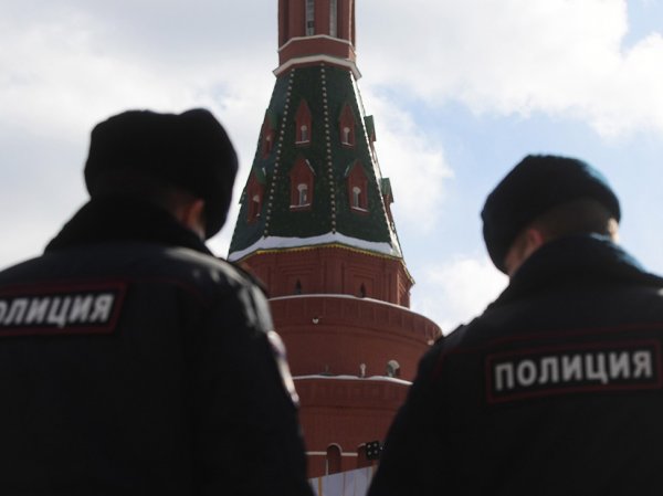 У Кремля нашли тело полицейского с огнестрельным ранением