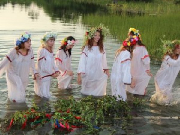 Какой сегодня праздник 20 мая 2019: церковный праздник Купальница отмечают в России