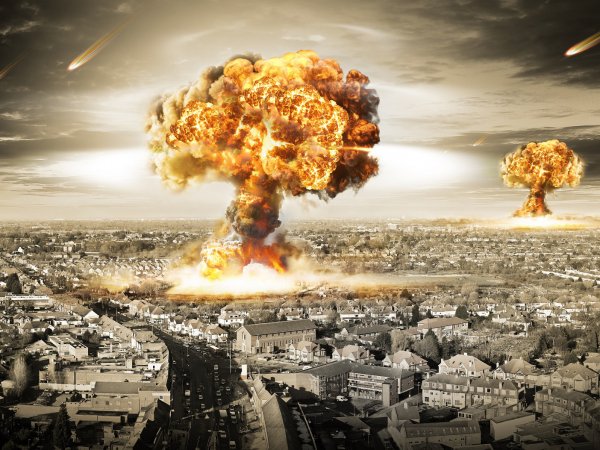 "Будет долгой и страшной": пророчество Нострадамуса о Третьей мировой войне в 2019 году попало в СМИ