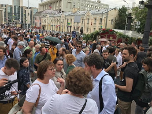 Марш 12 июня в поддержку Голунова: в Москве начались первые задержания