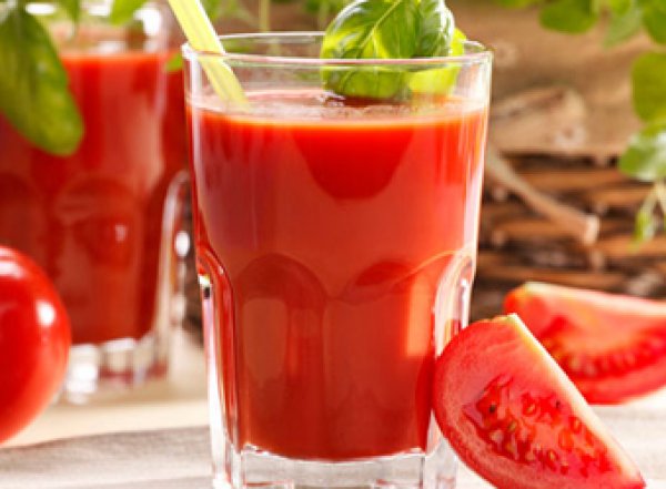 Ученые: томатный сок снижает риск сердечных заболеваний
