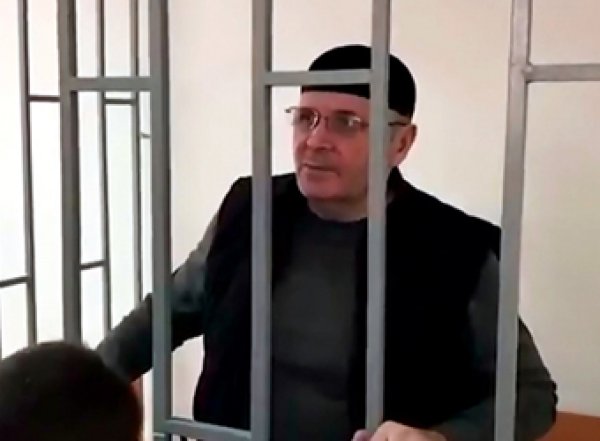 Чеченский суд согласился отпустить Оюба Титиева по УДО