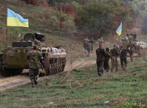 Украинские силовики подошли вплотную к Донецку