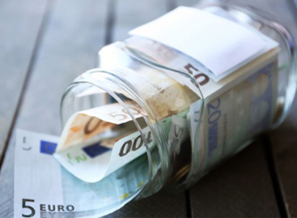 Банки закрывают депозиты в евро