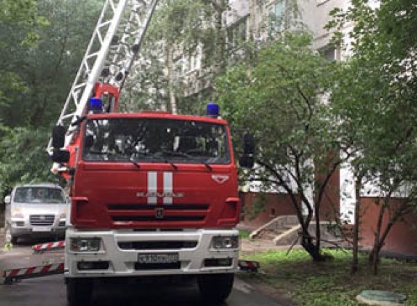 В жилом доме на северо-востоке Москвы произошел взрыв (ВИДЕО)