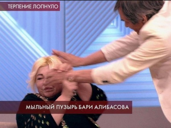 Бари Алибасов избил участницу "Пусть говорят" (ВИДЕО)