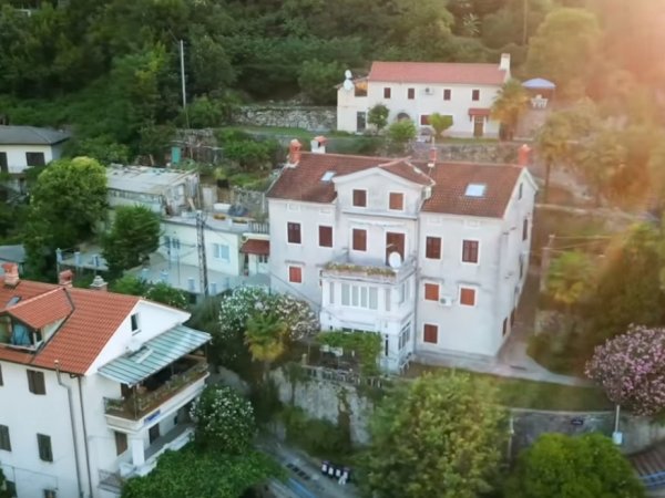 ФБК заснял на видео недвижимость семьи главы Мосгоризбиркома в Хорватии