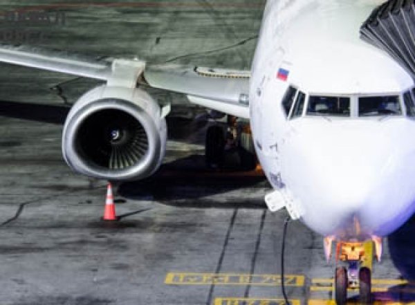 Угонщика самолета Сургут- Москва обвиняют в наркомании