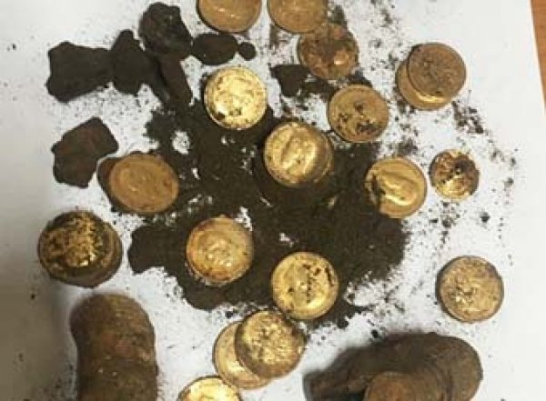 В Москве обнаружен крупнейший клад золотых монет