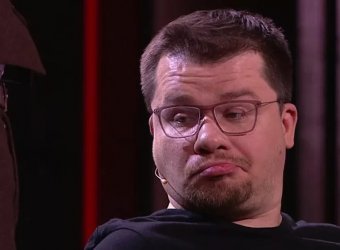 Бургерная на МКС и мороженое в мозг: Гарик Харламов признался, на что тратит деньги