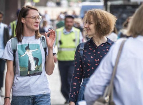 Социологи: россияне стали недоверчивее