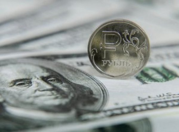 Курс доллара на сегодня, 6 августа 2019: эксперты рассказали, как новые санкции повлияют на курс рубля