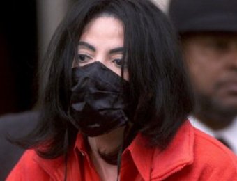 Нормальный парень: телохранитель Майкла Джексона раскрыл тайну его маски