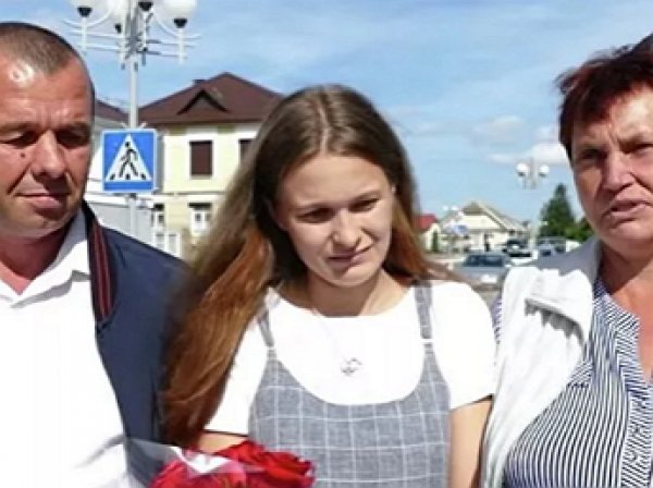 "Думала, они меня бросили": потерявшаяся 20 лет назад девочка из Беларуси нашлась в России