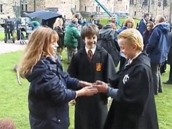 Сеть умилило архивное видео со съемок «Гарри Поттера»